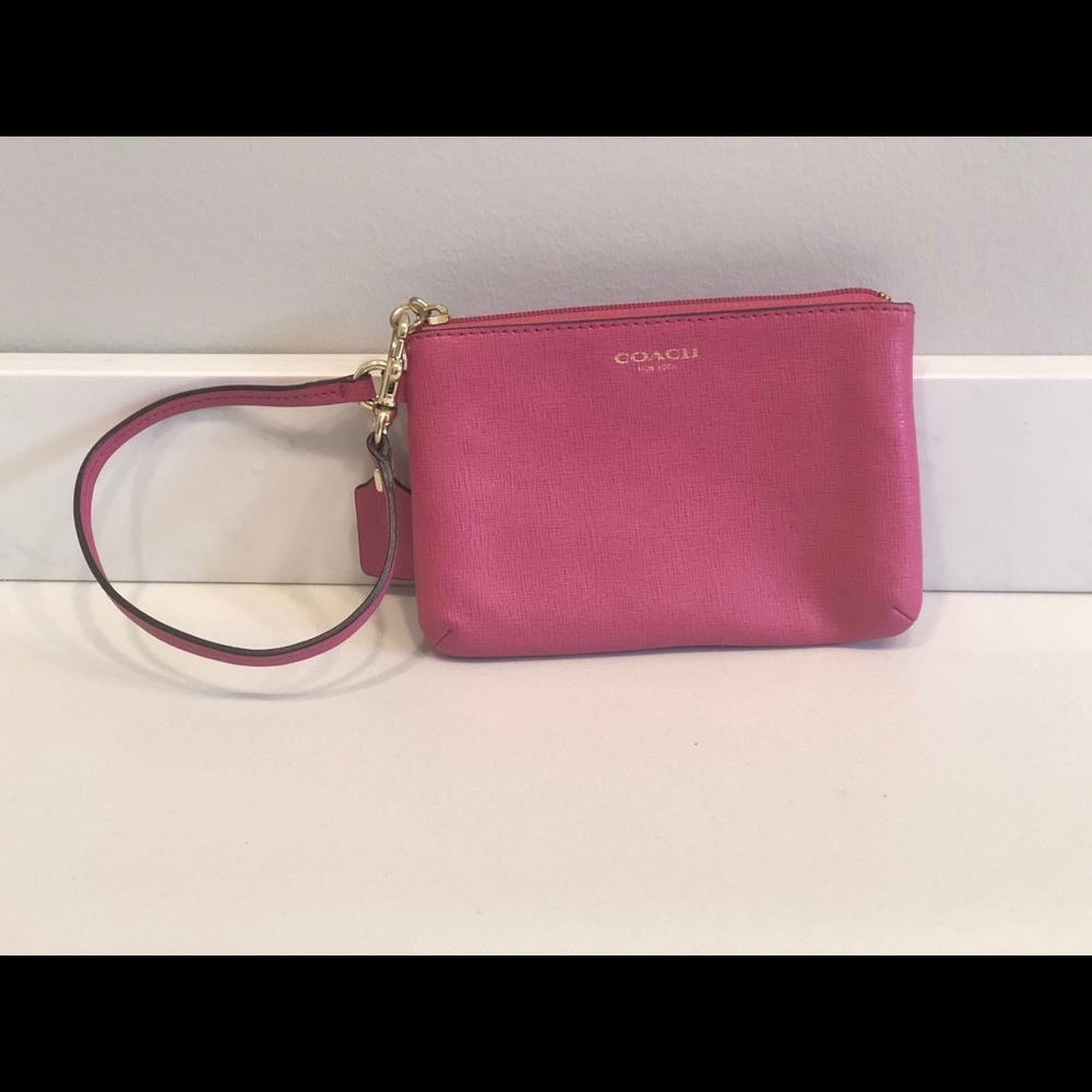 Coach wristlet in pink